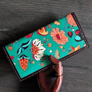 Cartera larga de piel con diseño floral estilo vintage