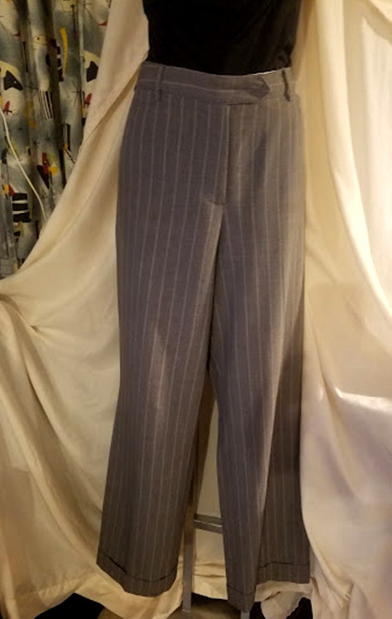 Vintage Y2K Gray & Pink Pin-Striped Cuffed Trouser