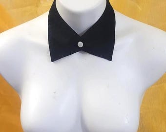 Vintage Button Playboy/Tuxedo Collar