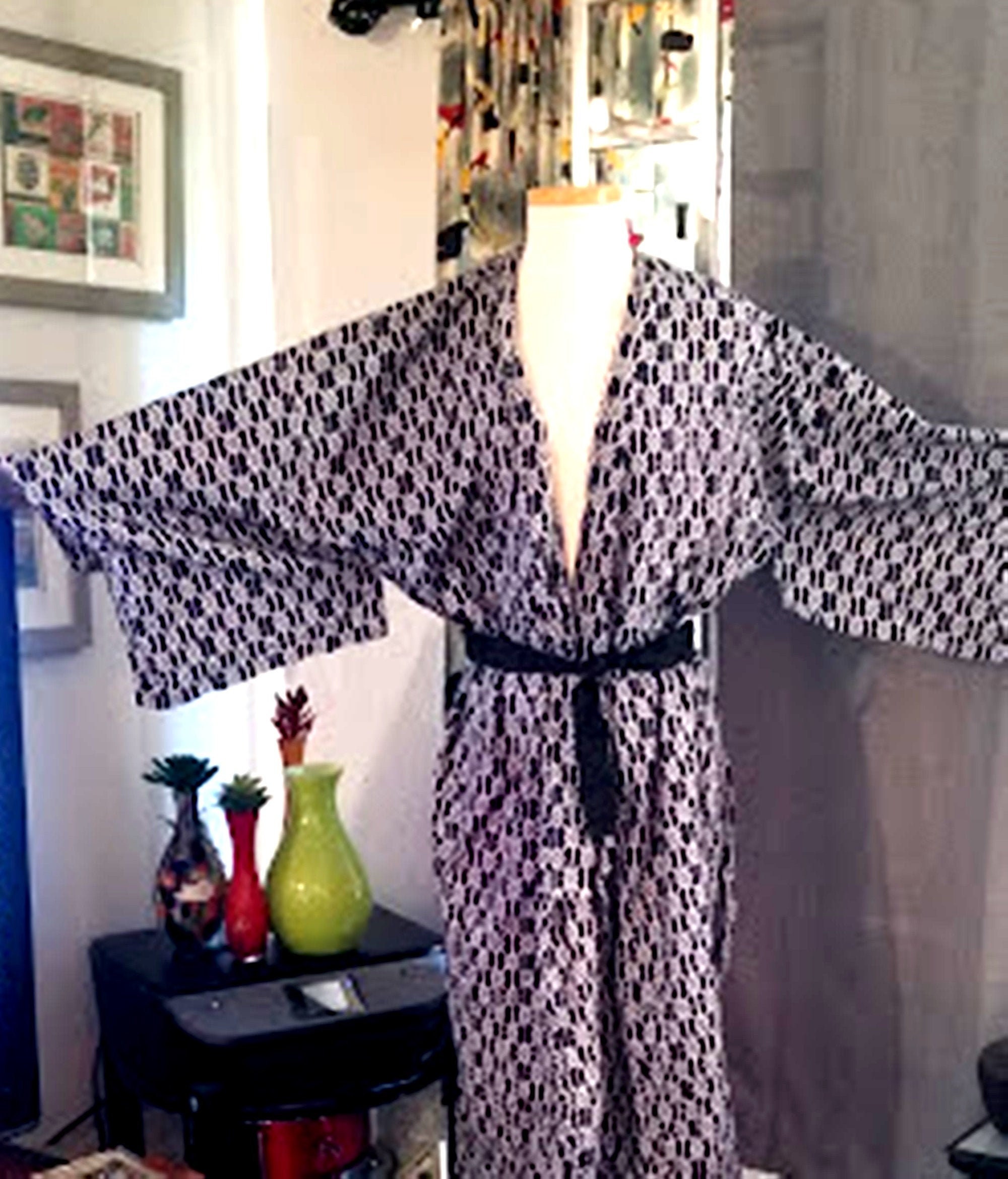 Vintage Su She Style Light Weight Japanese Robe