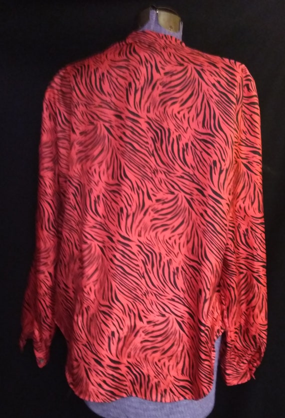 Vintage 80's Tiger Blouse- Halloween Colors - image 5