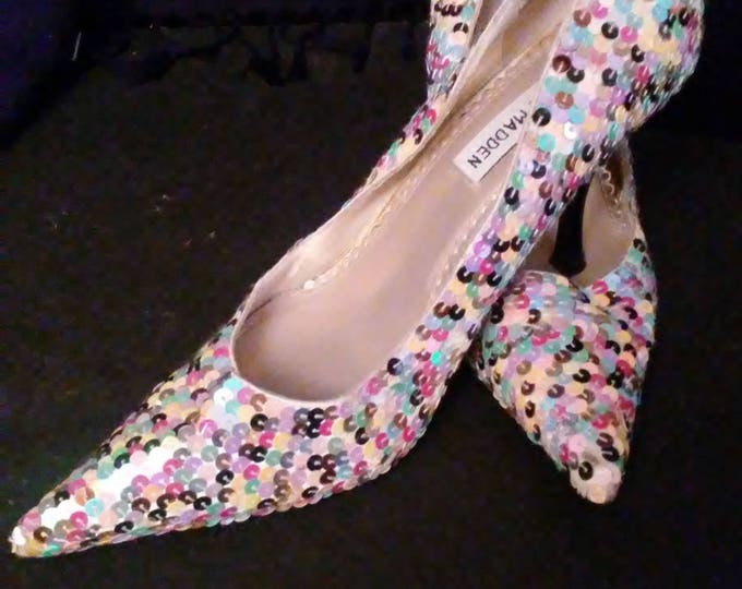 Iridescence Sequined Pumps