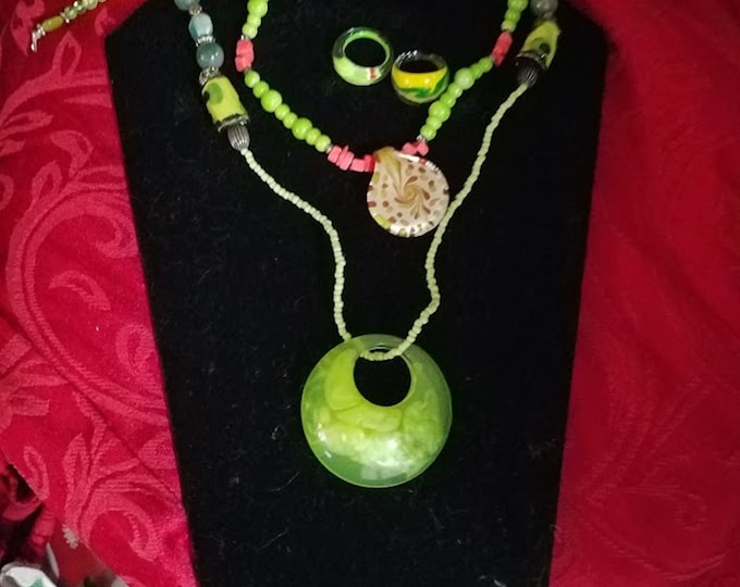 Four Piece Green Retro Resin Collection