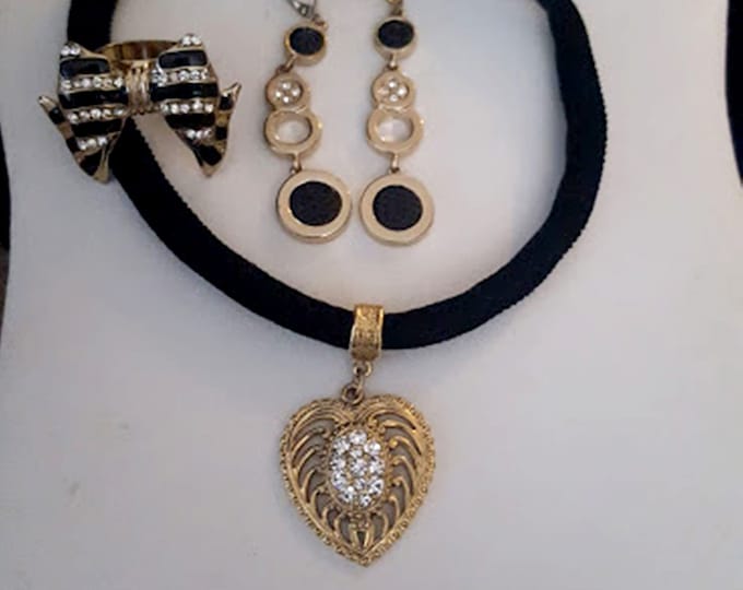 Vintage Black Velvet Rhinestone Heart 4 Piece Set