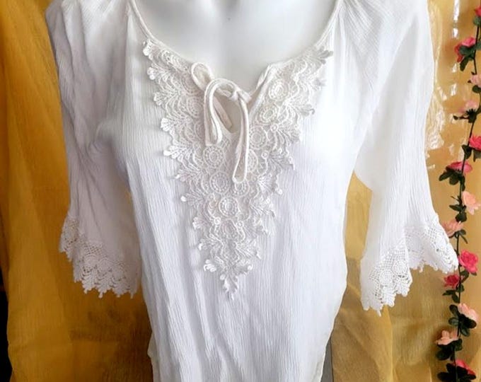 White Rayon Vintage Applique Peasant Blouse