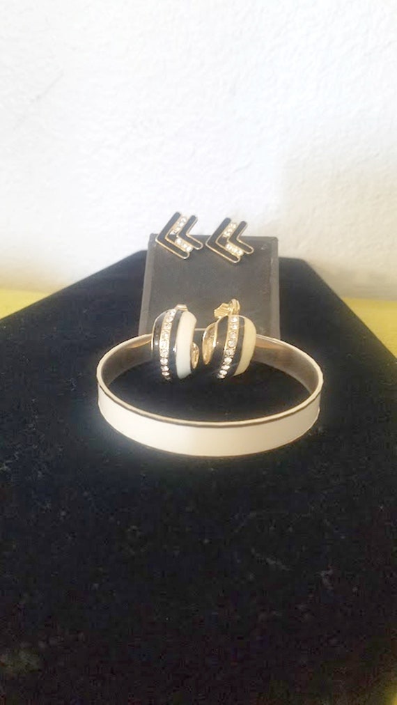 Vintage Enamel Rhinestone Earrings & Enamel Bangl… - image 3