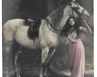 Carte postale ancienne teintée à la main - photographie de cheval vintage - jolie carte postale ancienne - carte postale glamour édouardienne RPPC - Real Photo