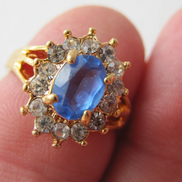 Vintage 18K Heavy Gold Electroplate Stone Ring SZ 6 Taiwan NOS 1980s Blue Stone CZ Glam Cocktail Dressy Evening Gems