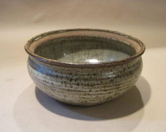 Vintage Studio Pottery Bowl: Drip Glaze Artist Made Clay (8" x 4")