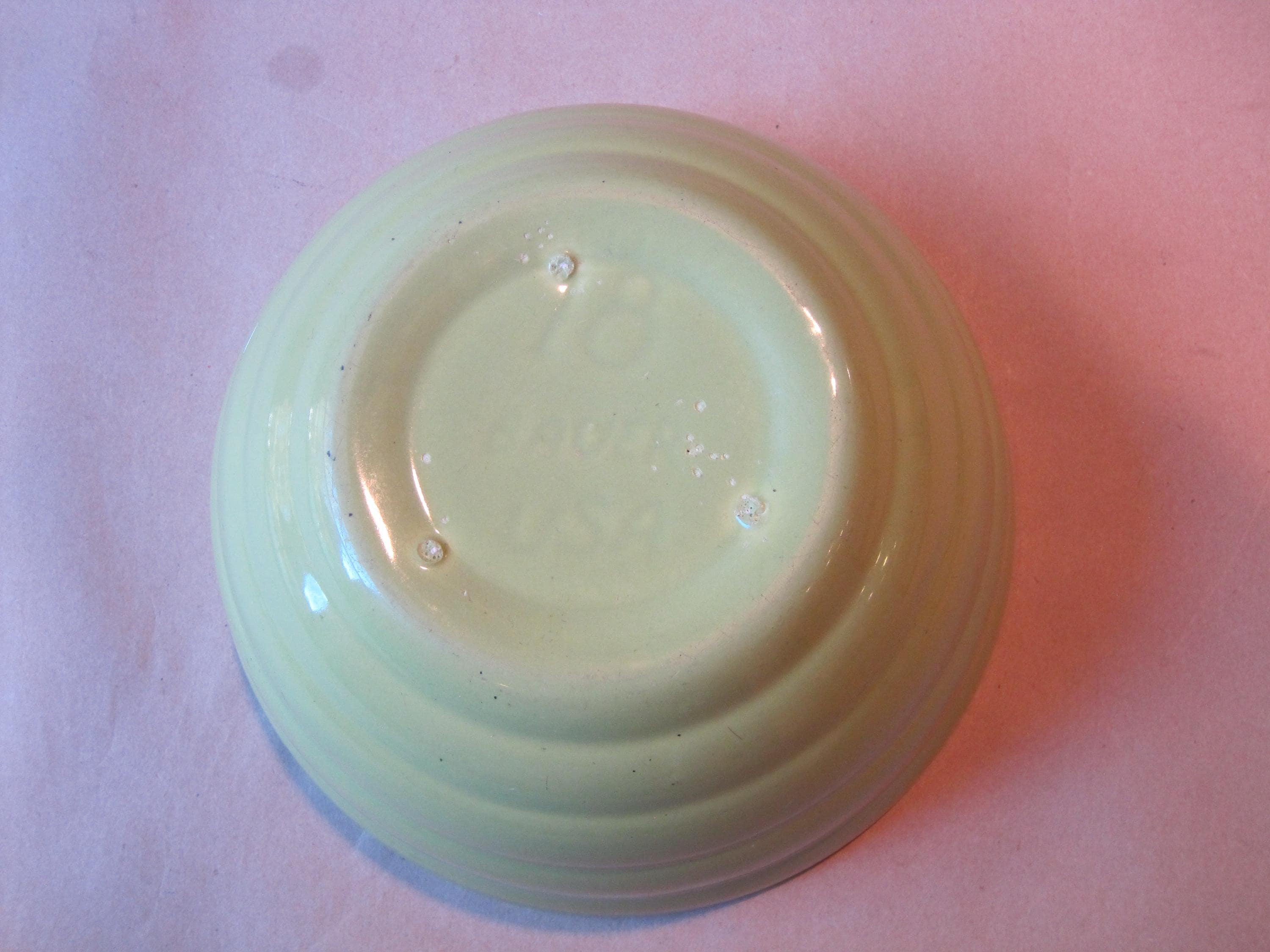 Vintage Bauer Pottery Ringware Bowl: Chartreuse Green Beehive Bowl
