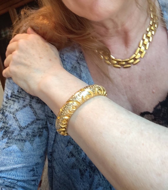 Vintage Kenneth Jay Lane Gold Plated Clamper Brac… - image 9