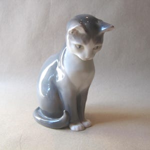 B&g Danish Porcelain Cat Figurines - Etsy