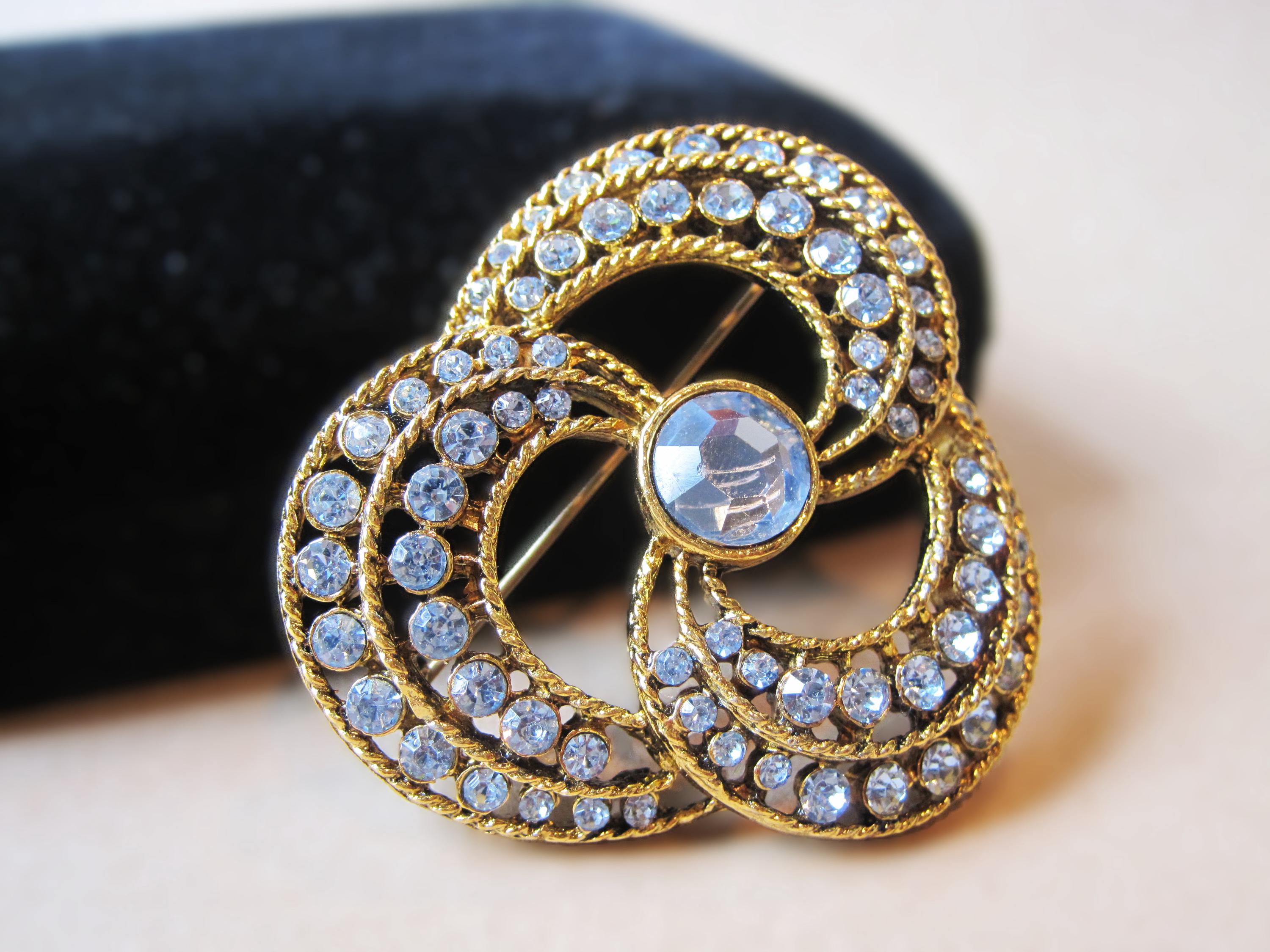 RetrospectMCM - Etsy