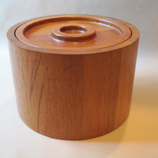 Vintage 1960s Dansk Designs Danish Modern Teak Wood Lidded Ice Bucket Jens Quistgaard JHQ Mid Century Bar Server Cooler Staved Teak W/Liner