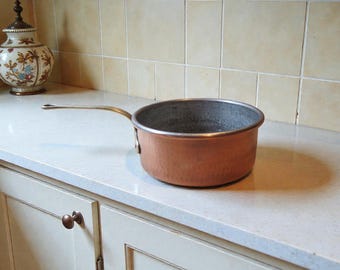 Heavy Italian Hammered Copper Professional Cookware 4 QT Sauce Pot Metal Lined Brass Handle Made in Italy