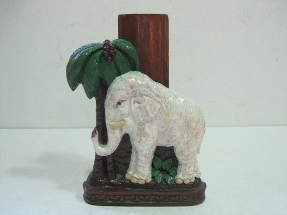 Vintage 1930s Mens Shoe Brush White Elephant Wood
