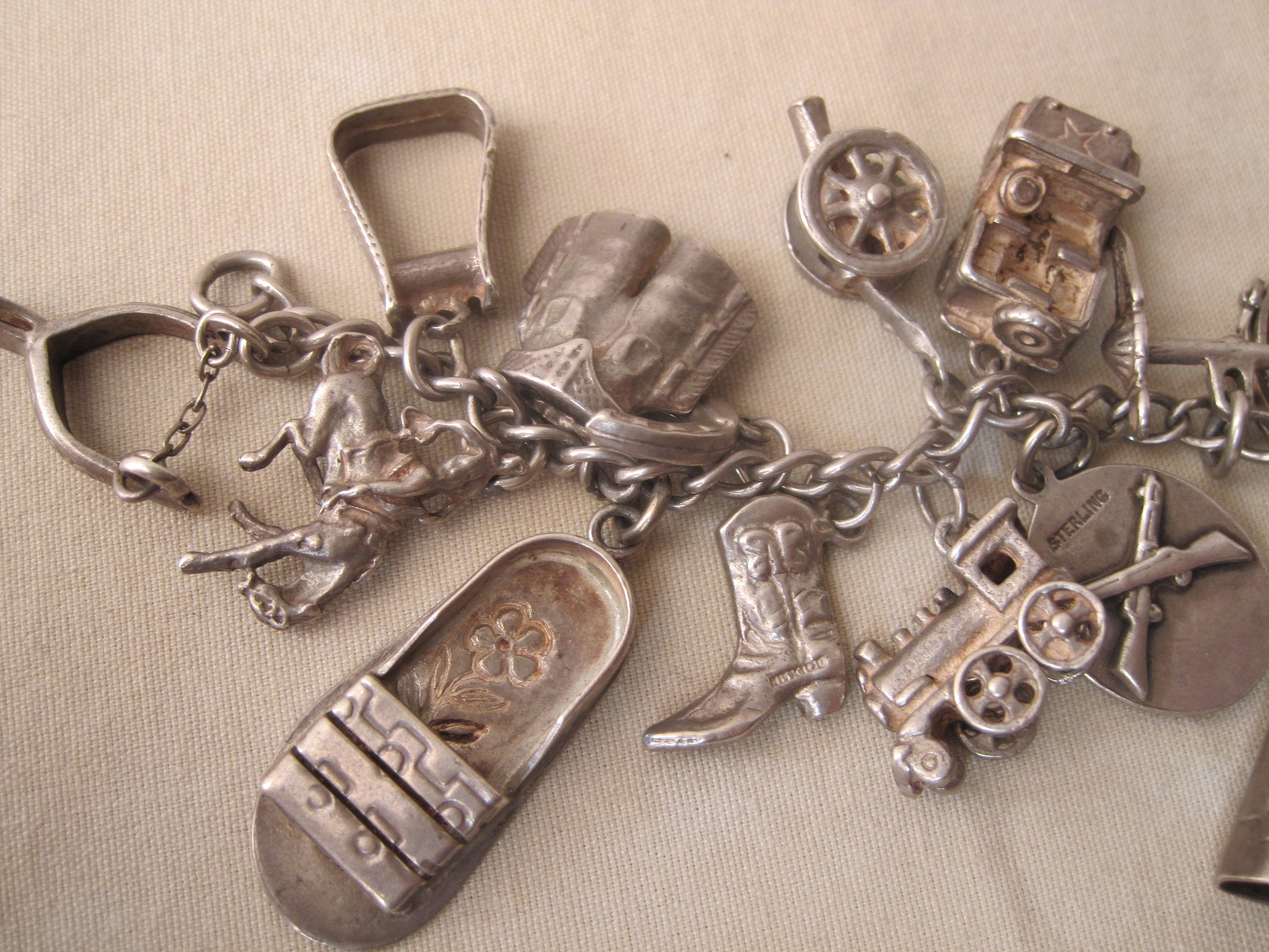 Vintage Sterling Silver Link Charm Bracelet With 30 Silver Etsy