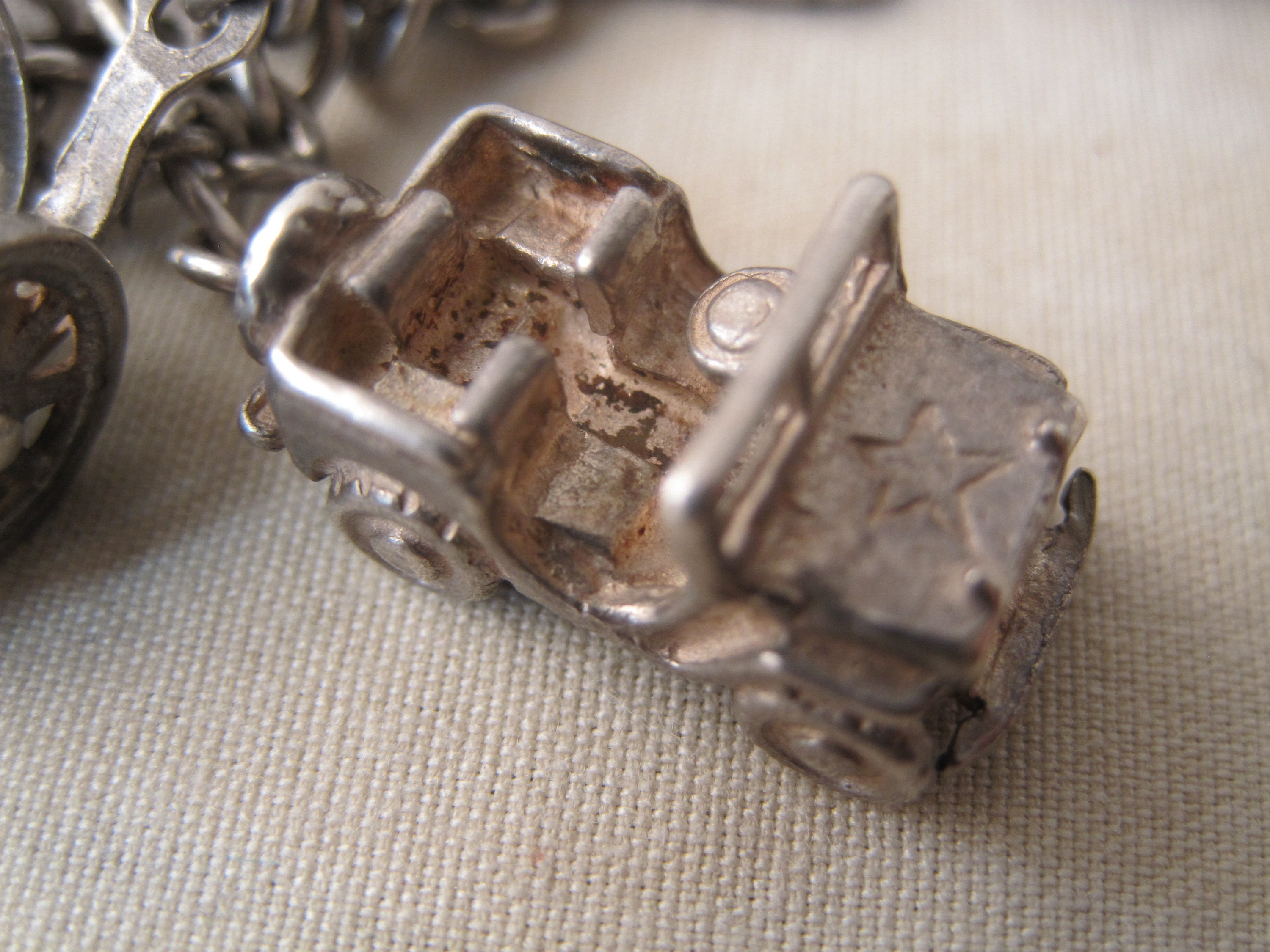 Vintage Sterling Silver Link Charm Bracelet With 30 Silver Etsy
