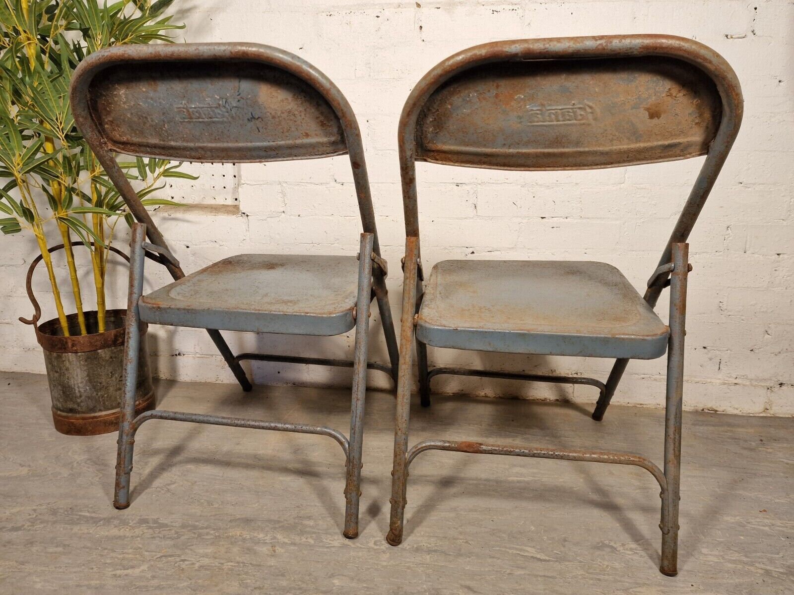 Vintage Rustic Industrial Metal Folding Indian Garden Chair Vintage Rustic Industrial Metal Folding Indian Garden Chair