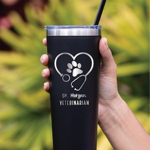 Veterinarian Gift, Personalized Veterinarian Tumbler, Vet Tech Cup Gifts, Vet Assistant Mug, Luxury Gift for Veterans Day, Skinny Tumbler