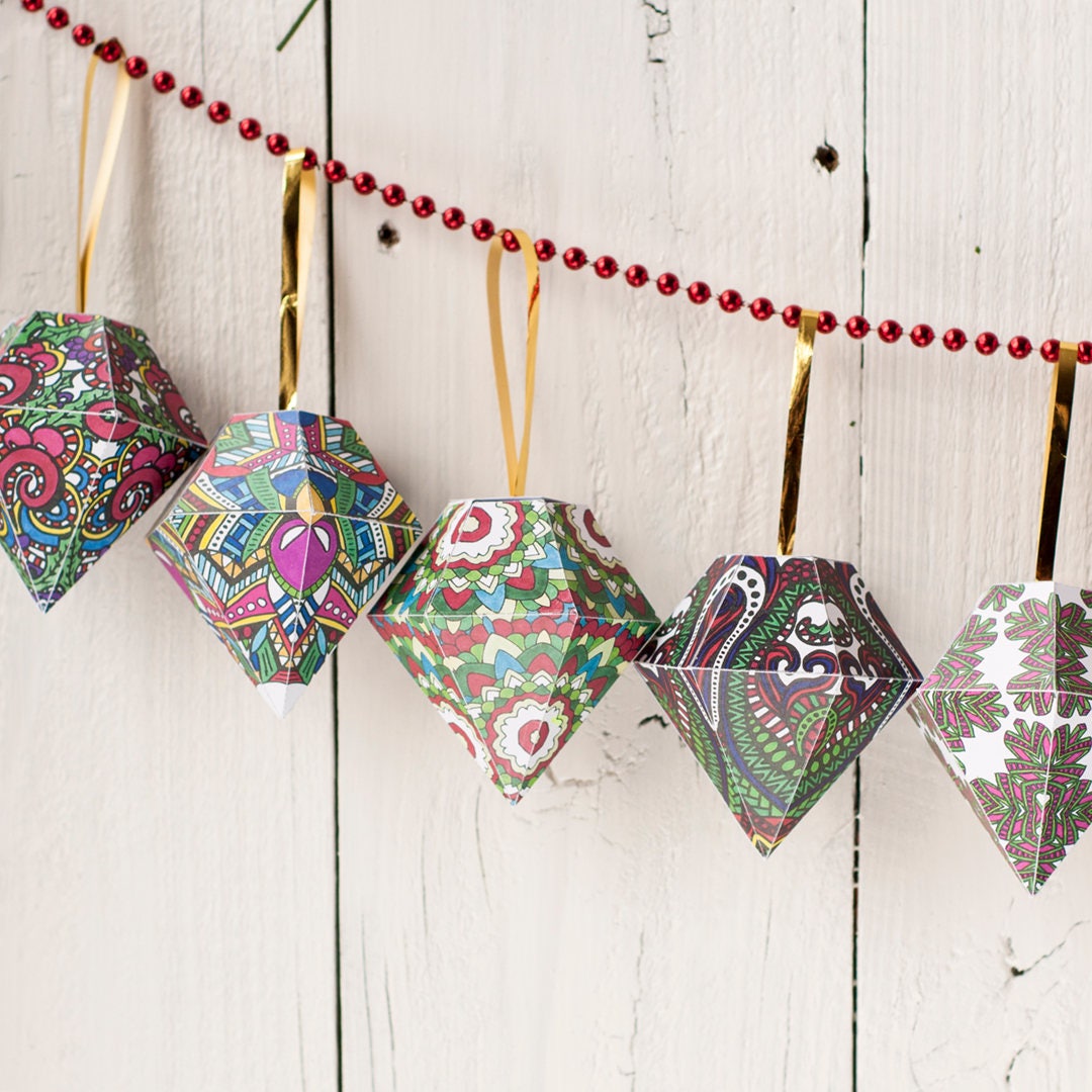 Bargain Mom: Contact paper & tissue ornament craft + free printable  template 