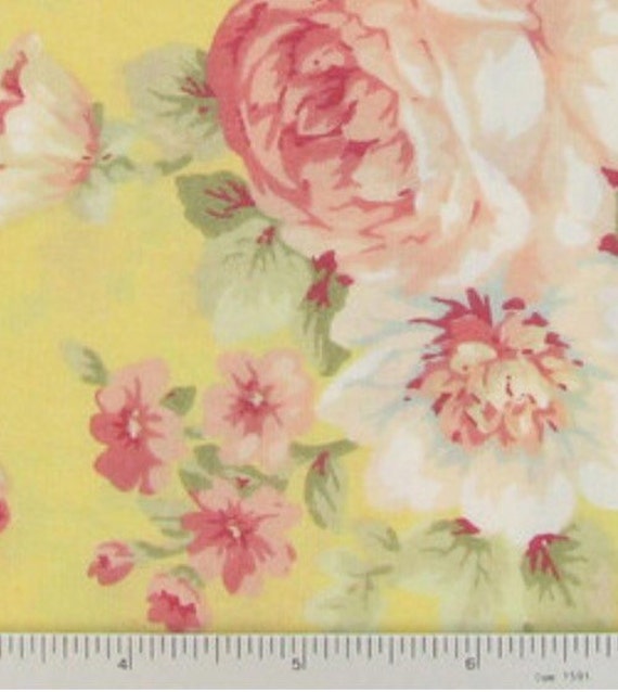 In detail ginder invoegen Yellow Pink Rose Shabby Chic Style Floral Fabric Flower - Etsy Norway