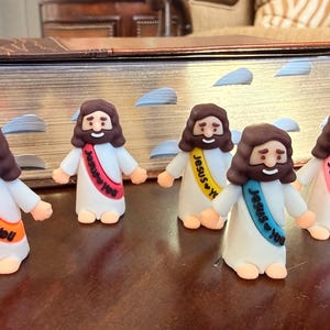 Mini Jesus figure, Jesus loves you, little Jesus, gifts, favors, gifting