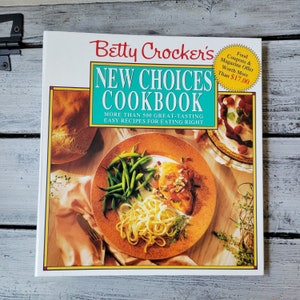 Betty Crocker&#39;s New Choices Cookbook, vintage Betty Crocker, vintage cookbook, New Choices cookbook, binder cookbook, 1990s Betty Crocker