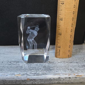 Laser etched glass crystal golfer 3D paperweight, vintage golf gift, golf player paperweight 3d, etched crystal sports cube, vintage golf