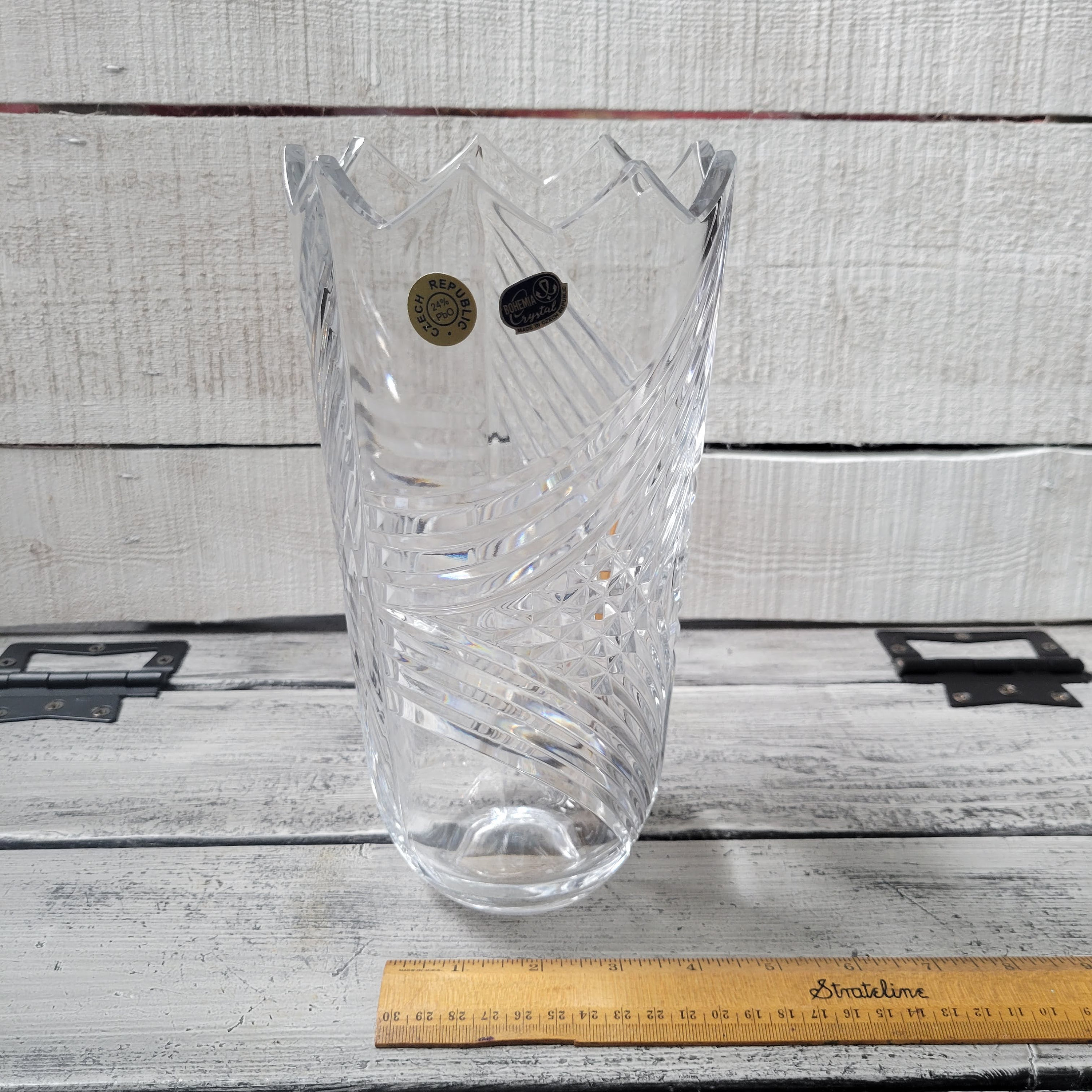 ネット決済・配送】#25 ボヘミア プラハ クリスタル 花瓶 24% PbO Bohemia Praha 図太く Crystal ガラス カビン