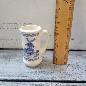 Delft blue mini vase, vintage Delft vase, small Delft vase, blue and white mini vase, vintage blue Delft tiny vase, windmill vase Delft