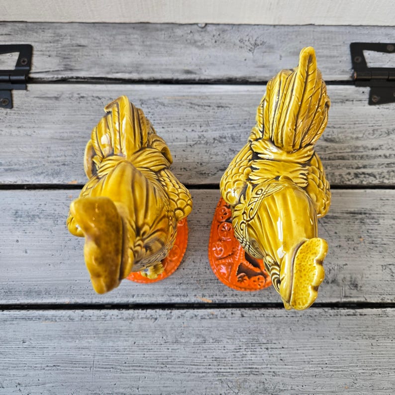 Vintage ceramic rooster set, Inarco Japan chicken, mustard yellow and orange rooster set Japan, retro chicken decor, vintage large roosters image 8