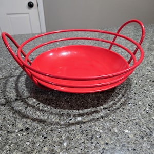 Vintage red metal basket, rusty red metal basket, vintage red metal bowl, red bowl, red basket, red kitchen decor, chippy metal basket retro