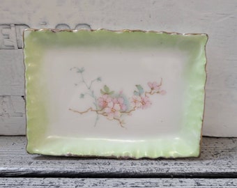 Vintage green vanity tray, porcelain mini tray vintage, tray with flowers, porcelain vanity tray, mint green tray, vintage jewelry tray