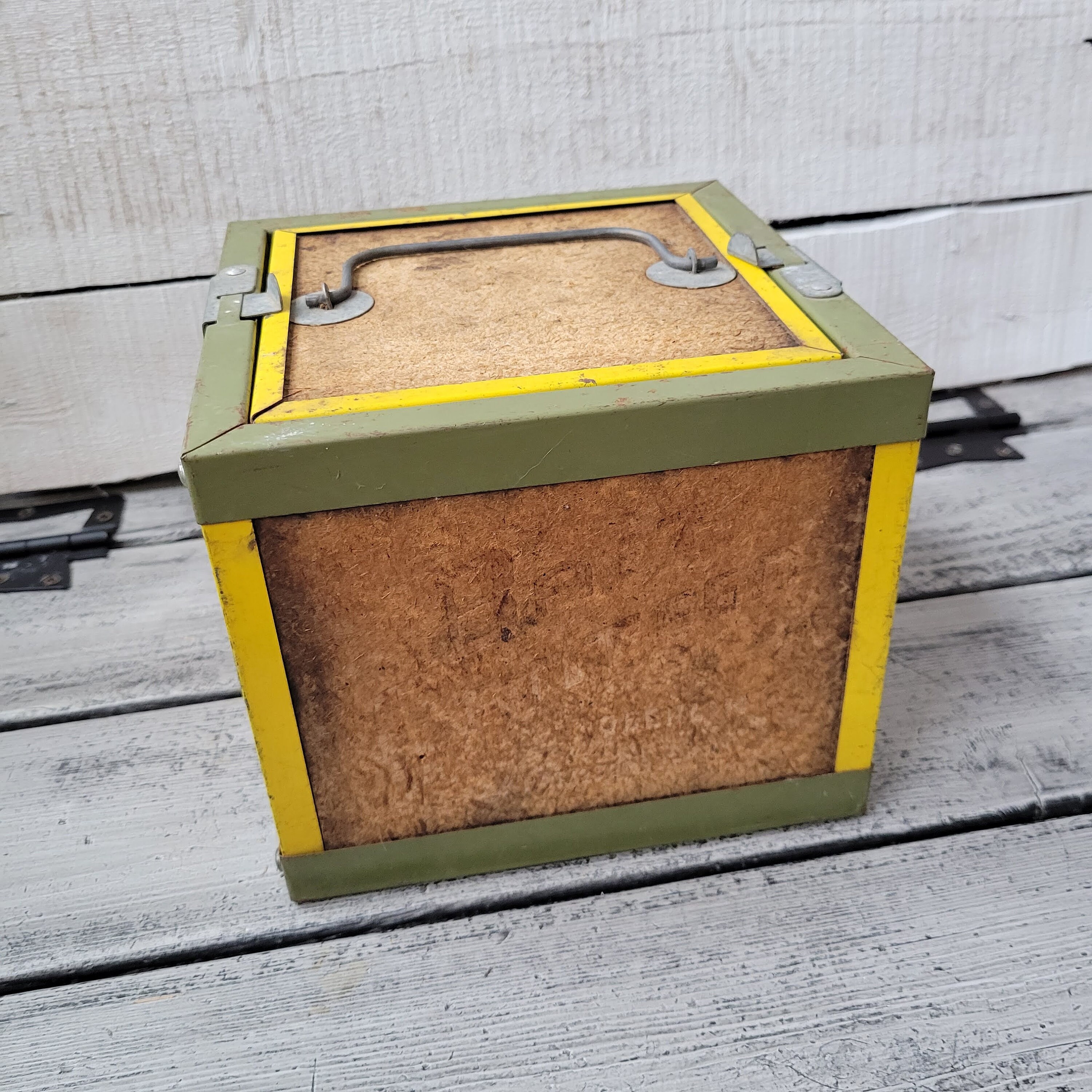 Vintage Bait Box Vintage Fishing Bait Canteen Box Bait Box Etsy