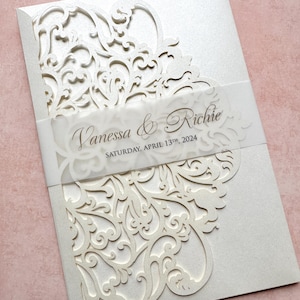 Faire-part de mariage bricolage découpé au laser, papeterie de mariage bricolage, découpé au laser avec poche pour ranger des cartes, faire-part ivoire découpé au laser, découpé au laser