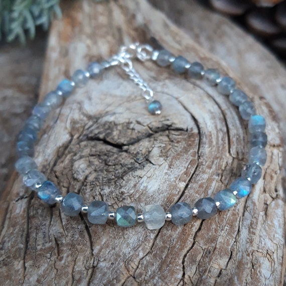 Women's Bracelet in Blue Labradorite and Silver Pearls 925 