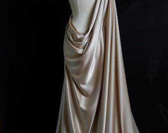 Doppellagiges Satin Crepe von Gratacós in Taupe