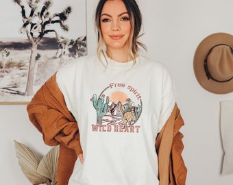 Free Spirit Wild Heart Tee - Unisex bomullsskjorta, bohemisk gåva, västerländsk stil