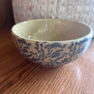 Vintage Robinson Ransbottom Blue Spongeware Small Bowl