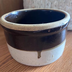 Antique Primitive 19th Century Two-Toned Stoneware Crock