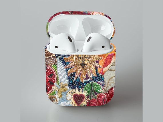テックアクセサリー Mademoment collage garden design [hard AirPods case series] Blue Collage AirPod Case – Summer Legacy