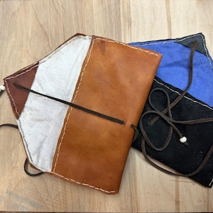 Réplica de cartera de cuero de Novgorod. Cartera del siglo X para recreación histórica o SCA. Cartera medieval temprana