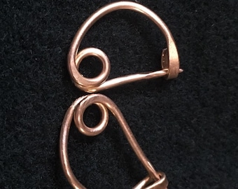 Pair of Small Roman brooches (3/4” -1”long each). Pair of Bow Fibulae.