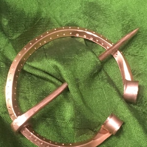 Big Slavic Copper Penannular Fibula Brooch. Early Medieval Cloak Clasp. Kievan Rus Pin. Medieval Pin. SCA Brooch.  Viking Fibula. Shawl Pin