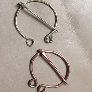 Medium Size Brass Copper Fibula Brooch. Slavic Fibula. Medieval brooch. Viking Pin. Shawl Pin.