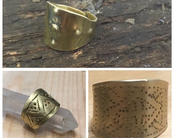 Anillo vikingo ajustable de latón. Anillo eslavo ajustable. Anillo medieval temprano, recreación histórica, SCA