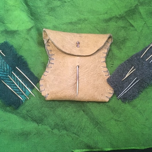 Kievan Rus Needle Case. Slavic  Wallet with a Set of Needles and Pins. Sewing Needles Set. Kievan Rus Handwork Kit.