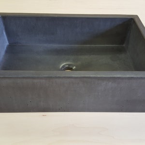 22&quot; Rectangle Vessel Sink