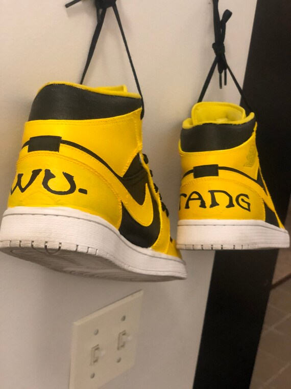 Custom Painted Air Jordan 1 Wu Tang Clan | Etsy Canada